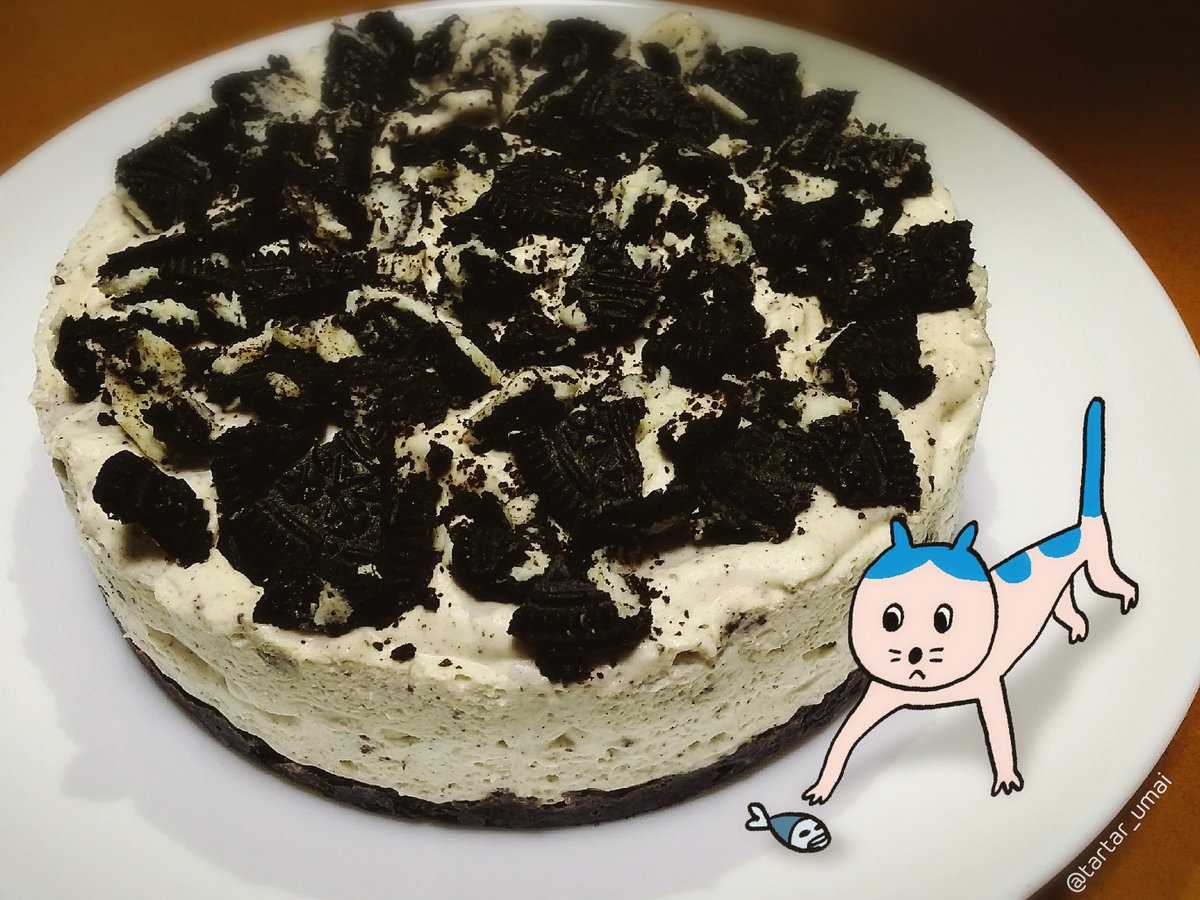 うまね 自分好みのクッキーアンドクリーム探し 手作りオレオチーズケーキ そのまま食べるとフワッと食感 凍らすとクッキー クリームのアイスケーキっぽくなって美味しかった