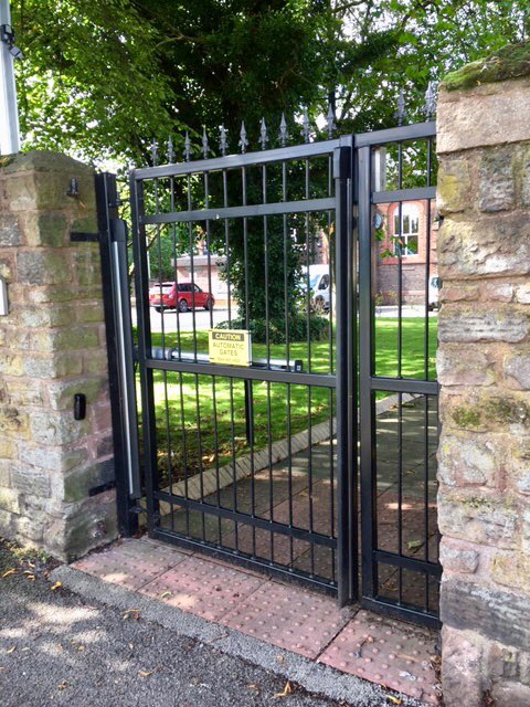 ABCFencingLtd's tweet photo. The Royal School for the Blind - Liverpool
Don’t forget ABC have a Southern and Northern Office therefore are more than happy to complete any fencing works you have, wherever it may be.
#abcfencing #fencing #gates #automation #north #south #fencingcontractor #construction https://t.co/OZuYeeRStX
