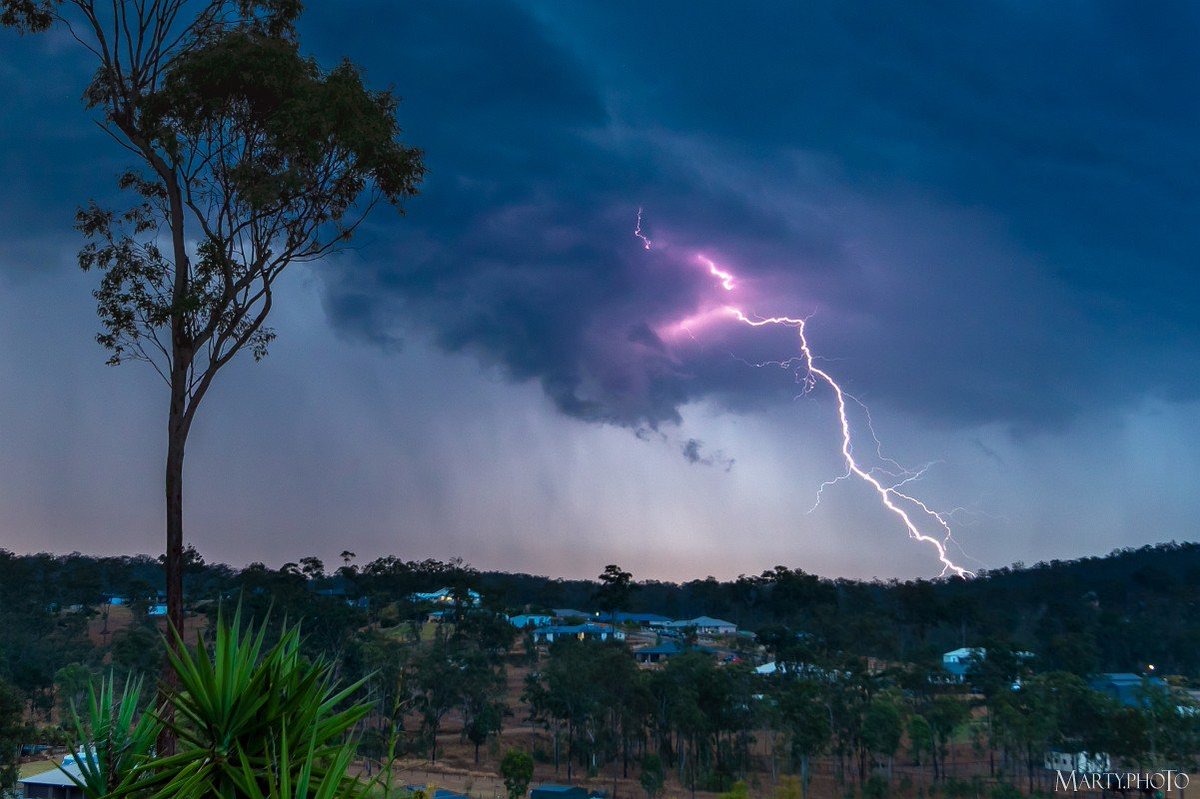 How good was the rain today?! Some storm pics from today in SE Qld: bit.ly/2kBswwp