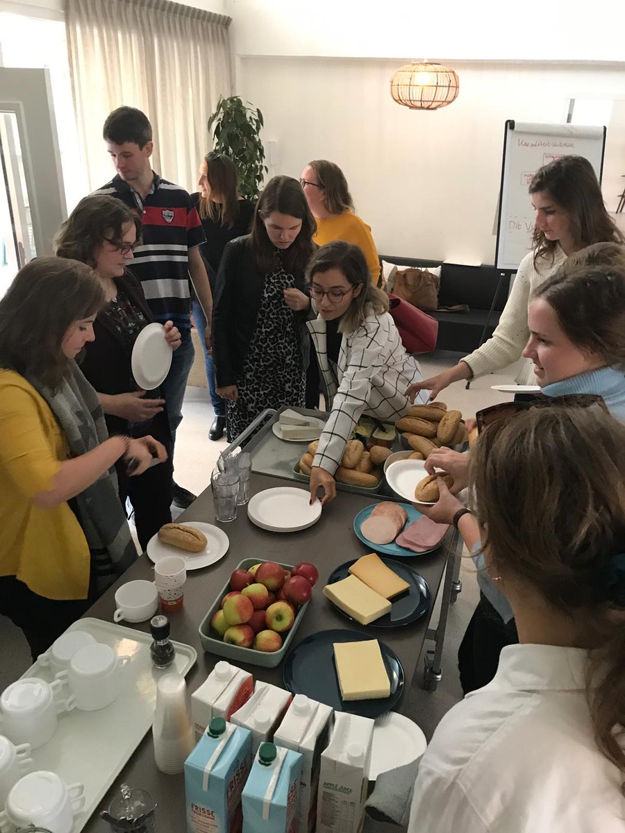 Vandaag bezoek van de <a href="/erasmusuni/">Erasmus University</a> . 14 studenten die alles willen weten van <a href="/Amerpoort/">Amerpoort-Sherpa</a> <a href="/AnnikevanKouwen/">Annike van Kouwen</a>  <a href="/vinkenoord/">Vinkenoord</a> <a href="/DBherenweg/">Kerkelanden/Dagbesteding</a> <a href="/Kerkelanden/">Lokatie Kerkelanden 89 91</a> <a href="/bernhardlaan/">Prinsbernhardlaan</a> en dagbestedingsplek 't Veenhoekje te Vinkeveen. Een mooie dag!