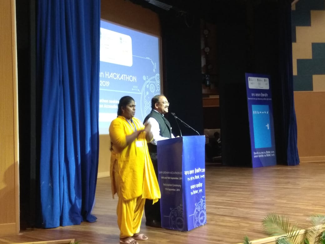 swachhbharat's tweet image. “I am sure #SanHack will usher in a new era where technology is leveraged to benefit society at large.” – Shri @rramanan, Mission Director, @AIMtoInnovate during his welcome address of #SanHack felicitation ceremony.  @paramiyer_ @gssjodhpur @NITIAayog @socialpwds