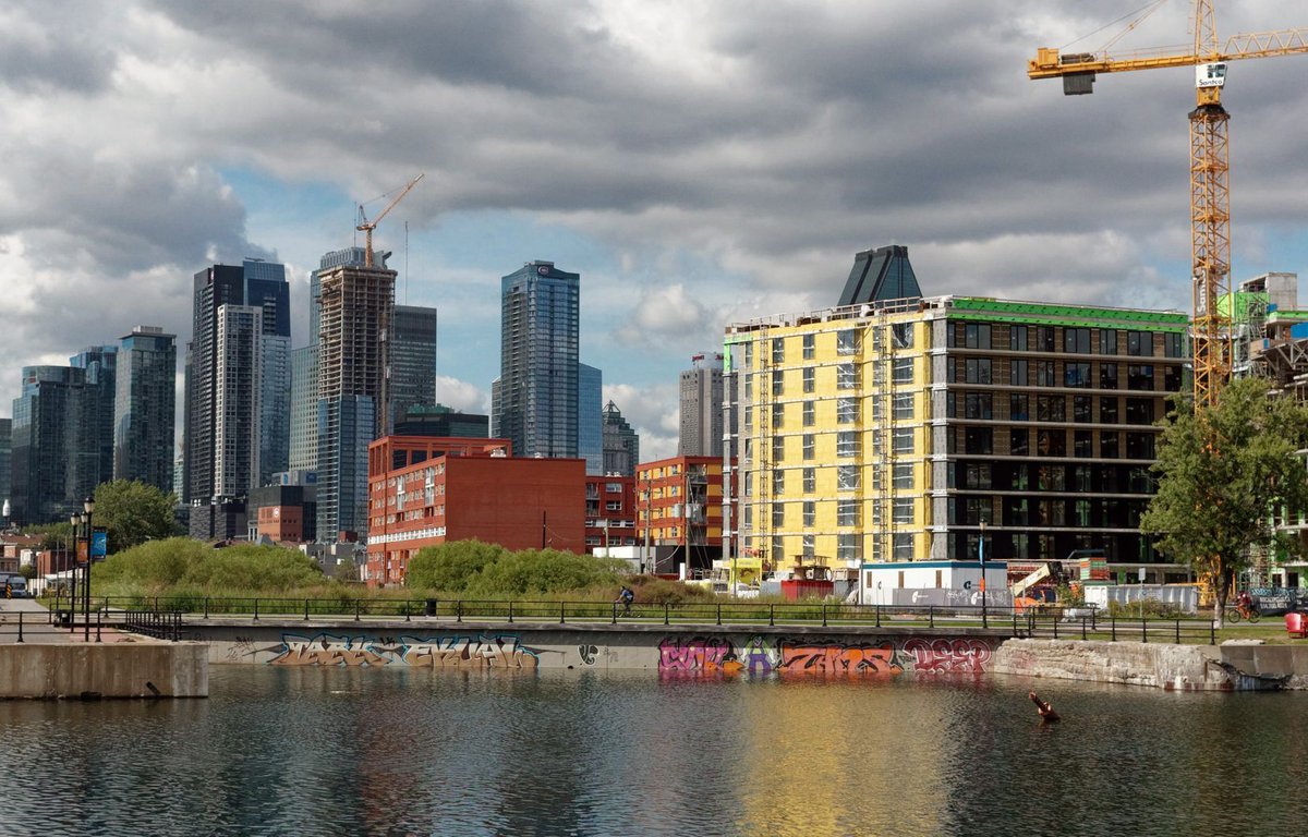 “le marché du logement a commencé à reprendre ses forces cette année, notamment parce que les taux d’intérêt des offres de prêts hypothécaires à taux fixe ont baissé.” j.mp/2LtEiUf #Immobilier #Canada #ViaCapitale