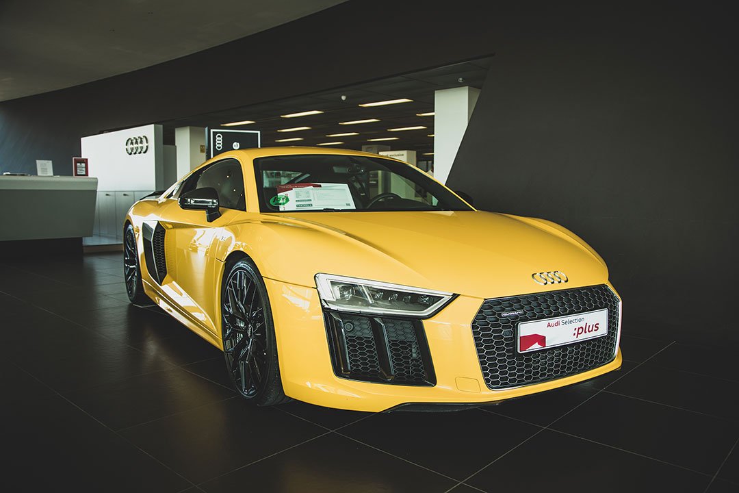 audicentercg's tweet photo. Sígueme si puedes. Audi R8 con Audi Selection Plus. Descúbrelo en el link de la bio.

#Audi #R8 #AudiR8 https://t.co/Co7bwomw6f