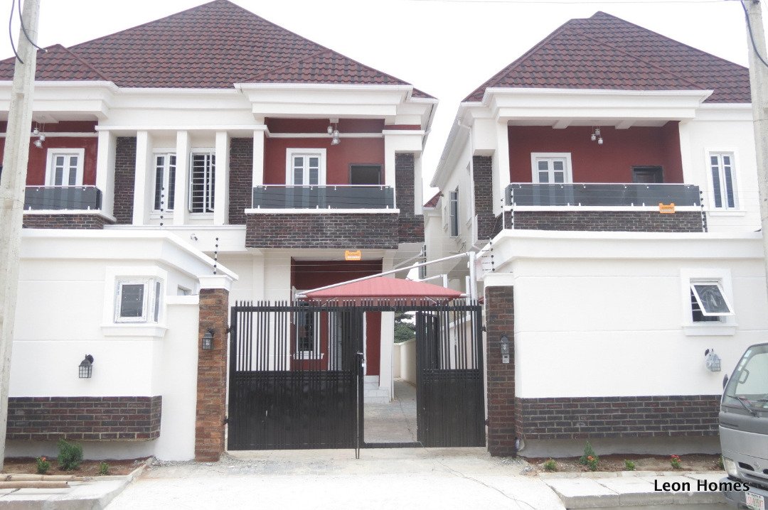 searchproper's tweet photo. This semi-detached 4bedroom duplex is up for rent.located at Chevron Alternative route, Lekki phase 2.  4beds,5 toilets. https://t.co/uZlJUvE9EX