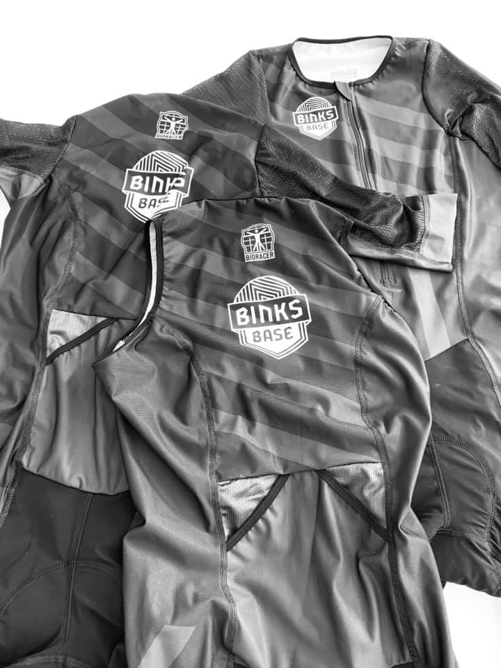 BinkMarino's tweet image. These suits are going to Kona Hawaii, my athletes Thomas Furnshuss and Manuel Schnell racing Ironman World Championships in Bink's Base colors.
@GeraldRatschke is taking it to Ironman Barcelona.
#binksbase @bioracer bioracer
Starting to look like a team more and more.