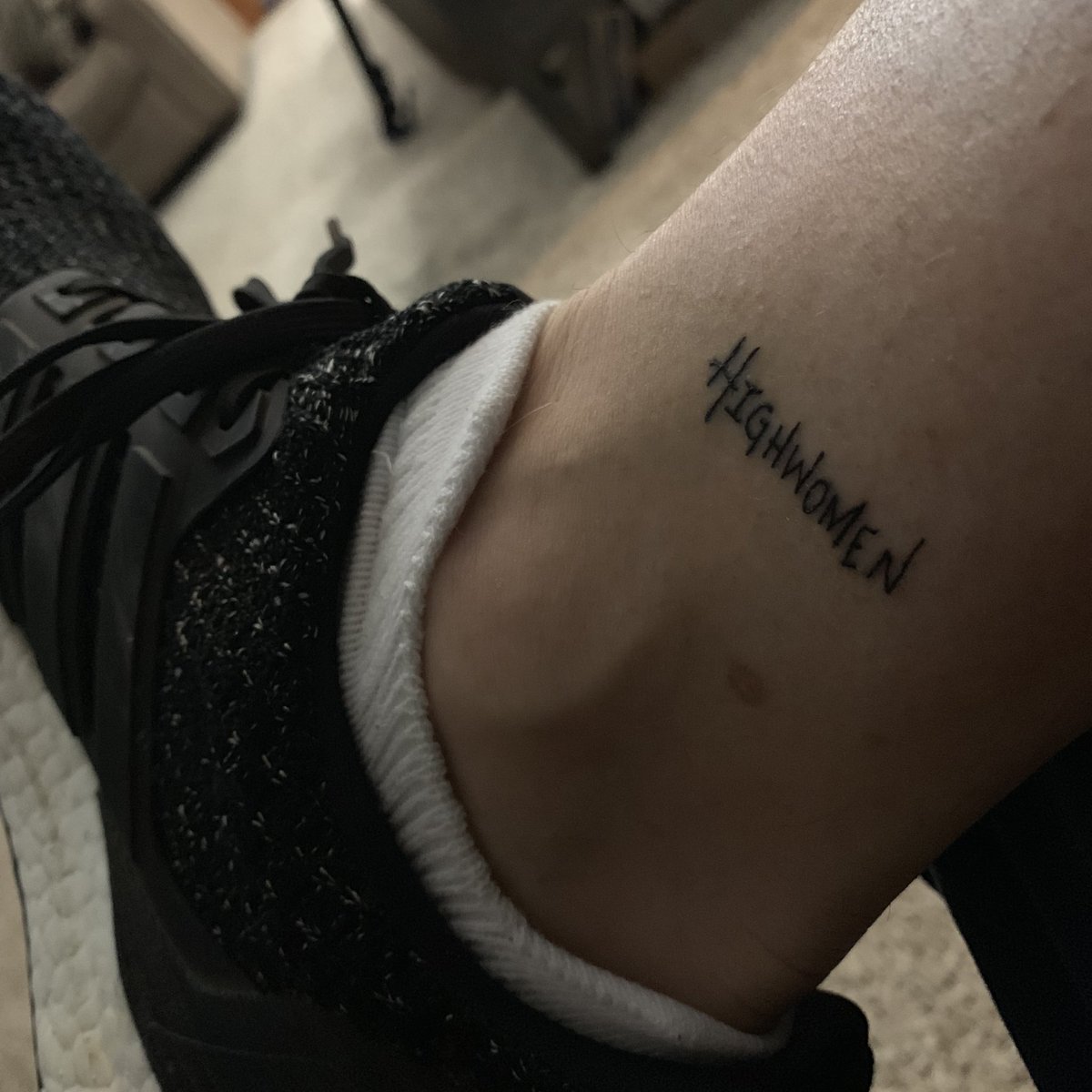 kimbo5273's tweet photo. This happened and this happened .. join the movement @TheHighwomen @brandicarlile @amandapearlshires @nataliehemby @MarenMorris https://t.co/HXYQtySGMU