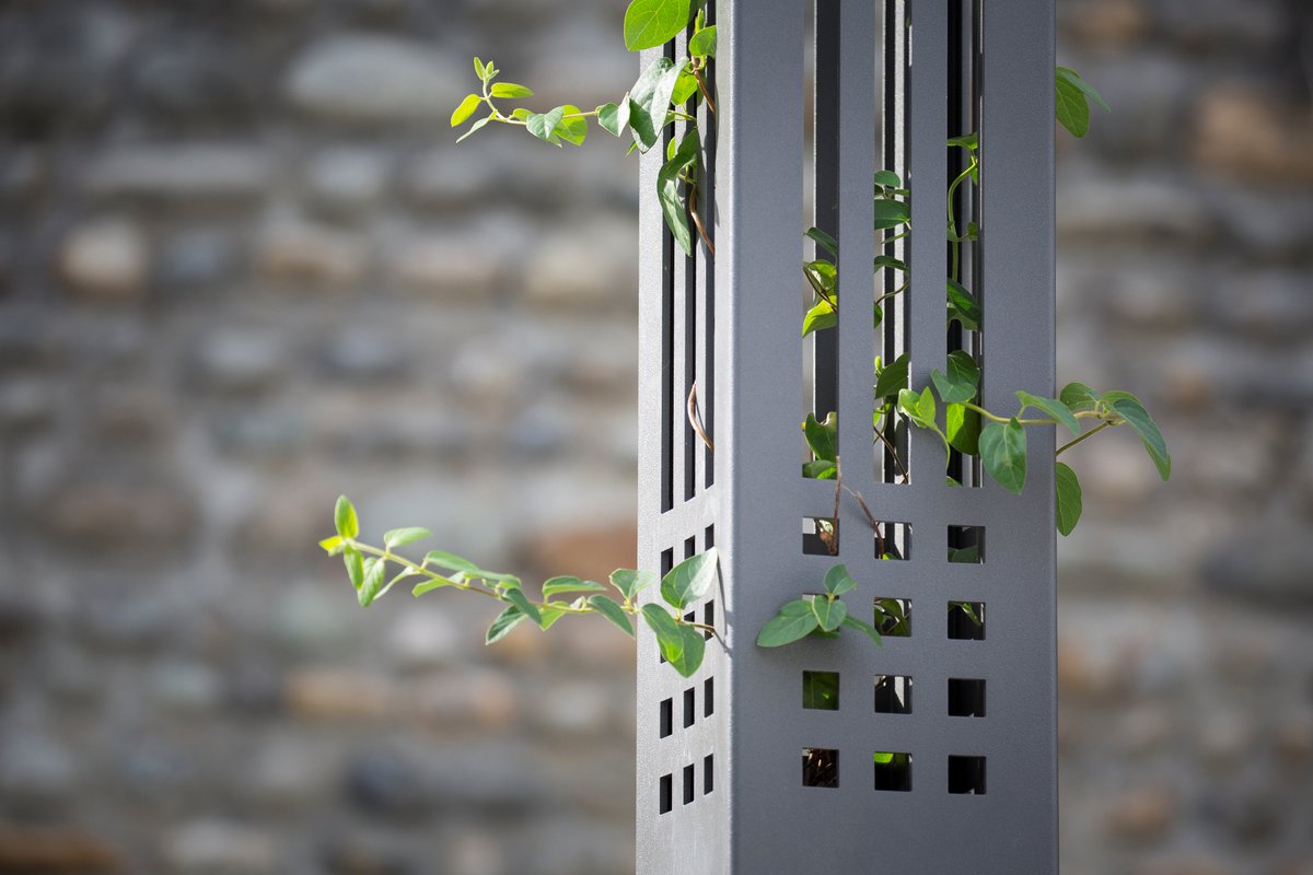 Meshlightinguk's tweet photo. Mesh Lighting are proud to showcase Creille-that-grows at the [d]arcoom this week. 
This luminaire was developed out of a need of re-introducing nature in public realm.
It has an integrated plant support into ground connecting foundation

#darc_room #lightingdesign #technilum https://t.co/mXKc5jQ1qy