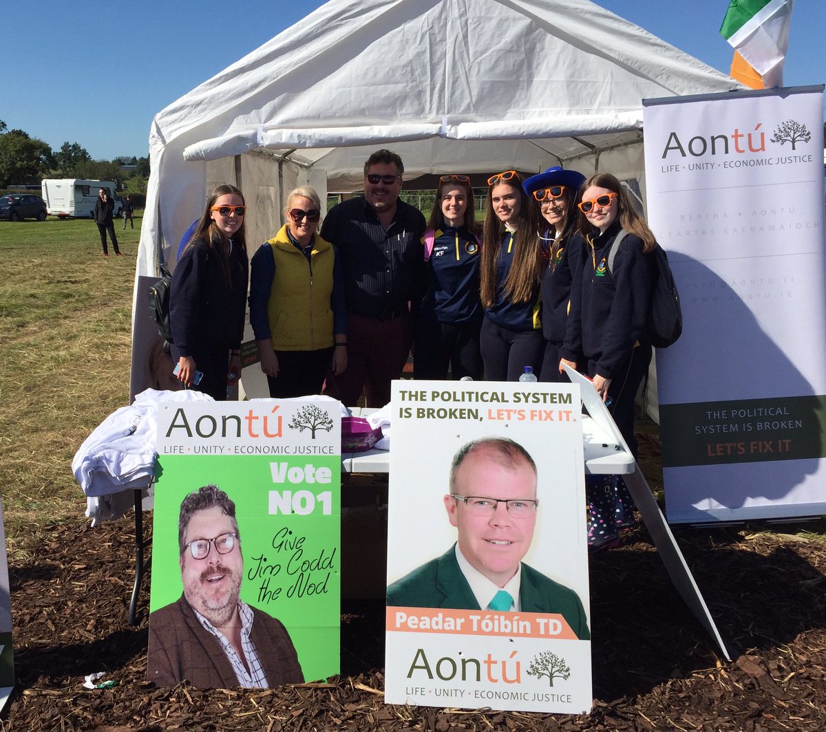 sarahreilly30's tweet photo. Come say hello to @Toibin1 Jim &Sarah 👋 Aontú stand is in Block 4, Row 21 , Stand 452 #NPAIE https://t.co/lK2wHUkjti