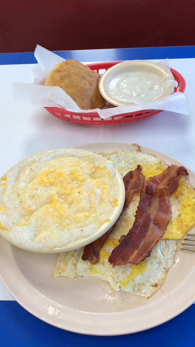 P_DeLuca2nd's tweet photo. PD today so I treated myself to breakfast. https://t.co/3IRcQqpwxj