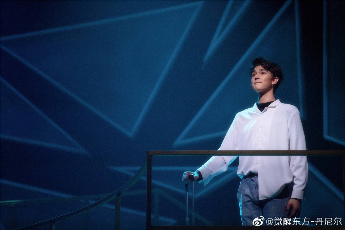 daniel_li_py's tweet photo. [WEIBO] Actualización de #Daniel en su cuenta personal: 真的很开心见到大家，期待下次再见✌️✌️
"Estoy muy feliz de conocerlos a todos, espero verte la próxima vez ✌✌"
Trad. Español: #DanNierPy 

#DanNier #QingChunYouNi #IdolProducer2019 #UNINE #丹尼尔 #AwakeningYouth #awakenyouth https://t.co/Hd7BikjzVq
