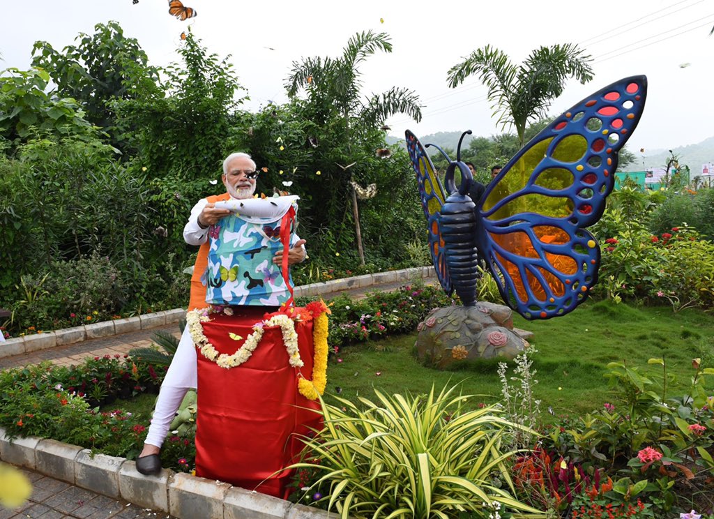 PMO India tweet media