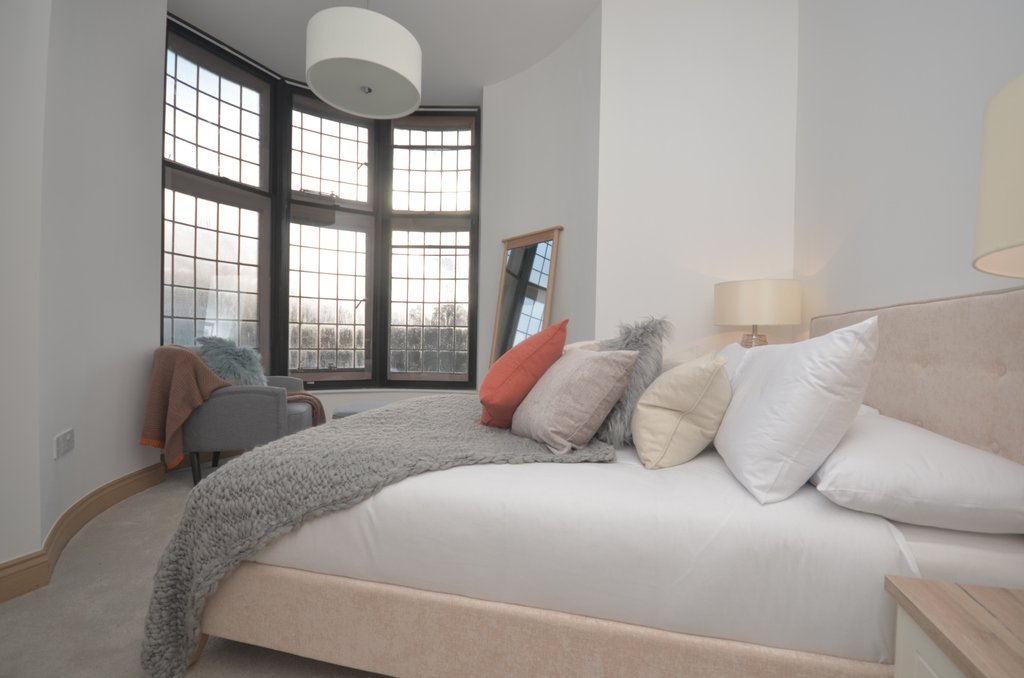 The original #MorarHouse has been carefully restored into seven impressive apartments, with an additional five apartments housed in the extension. 

Act now to own one of the final four apartments! Call <a href="/ClydeProperty/">Clyde Property</a> on 01436 670 870 or visit clydeproperty.co.uk/property/FHA18…
