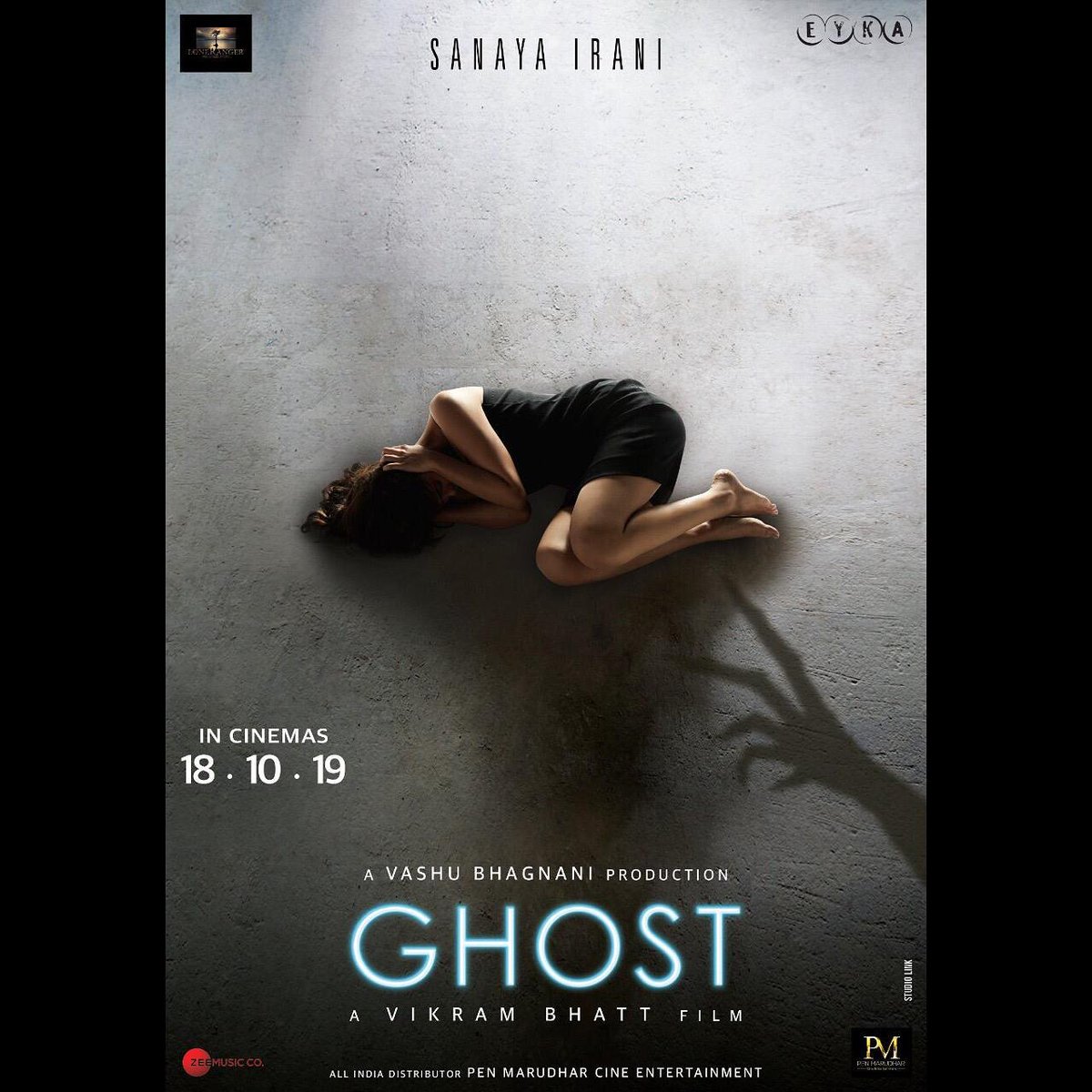 TheVikramBhatt's tweet photo. Sometimes the world of the living gets mixed up with the world of the dead. Presenting the official poster of #GhostTheFilm , starring Sanaya Irani. In cinemas October 18. @shivambhaargava
@poojafilms
@krishnavbhatt @ZeeMusicCompany https://t.co/r8ZCmFmc1U