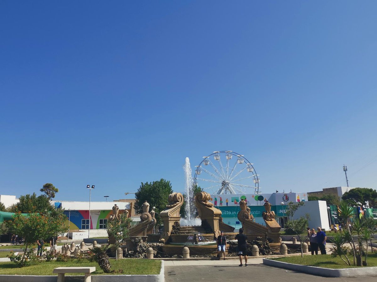 Puglia Events (@pugliaevents) on Twitter photo #NonAbbiamounPianetaB è il messaggio dell' 83^ <a href="/FieraDelLevante/">Nuova Fiera del Levante</a> 🚩
Fino al 22 settembre tantissimi eventi all'insegna della sostenibilità ambientale, economica e sociale.
👉rpu.gl/ZDOEj
#DovePulsanoLeIdee 💡
#WeAreinPuglia #PugliaEvents #Fdl2019 #NonAbbiamounPianetaB è il messaggio dell' 83^ <a href="/FieraDelLevante/">Nuova Fiera del Levante</a> 🚩
Fino al 22 settembre tantissimi eventi all'insegna della sostenibilità ambientale, economica e sociale.
👉rpu.gl/ZDOEj
#DovePulsanoLeIdee 💡
#WeAreinPuglia #PugliaEvents #Fdl2019