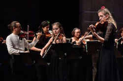 Le Festival d’Ambronay, quarante ans de transmission
bit.ly/2lVuuI7
<a href="/Ambronay_CCR/">CCR Ambronay</a> @acad_jaroussky <a href="/crispylamarca/">Christian-Pierre La Marca</a> <a href="/concertdelaloge/">Le Concert de la Loge - Julien Chauvin</a> <a href="/LEspritsAnimaux/">Les Esprits Animaux</a> <a href="/GenLaurenceau/">Geneviève Laurenceau</a> #philippejaroussky