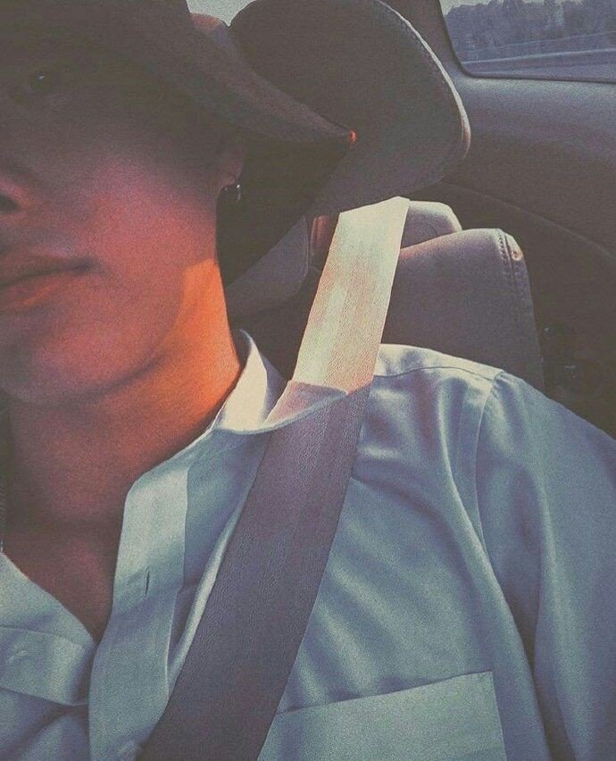 ฟิวเตอร์ผัว หลงทุกครั้งที่เห็น ผัวสไตล์มาก ผัวที่สุด โคตรชอบในความเท่เลยอ่ะ เท่แบบชิปหาย แบบถึงภาพจะเบลอแต่รักเธออ่ะชัดมาก เกี่ยวป่ะวะ? ได้แหล่ะ5555
5555555555555555