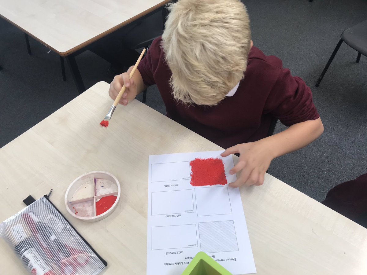 class5dps's tweet image. @DartonPrimary we’re trialling different ways to recreate Roy Lichtenstein’s Benday Dot technique - we’re using a template with pencil crayon, a felt tip pen and ruler, and stencil with acrylic paint! #DPS_art