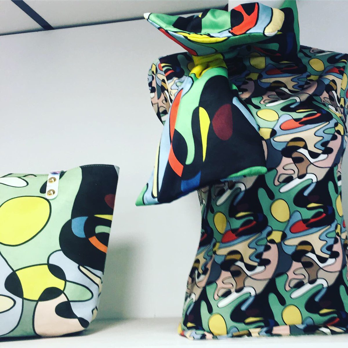 Alfortville_94's tweet image. 🛍 [Boutique éphémère]

Cette semaine, nous retrouvons à la boutique éphémère les créations de @MADEINSENS