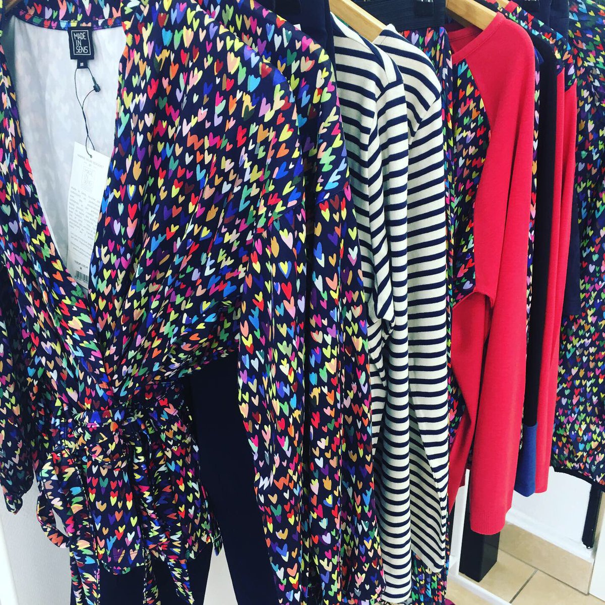 Alfortville_94's tweet image. 🛍 [Boutique éphémère]

Cette semaine, nous retrouvons à la boutique éphémère les créations de @MADEINSENS