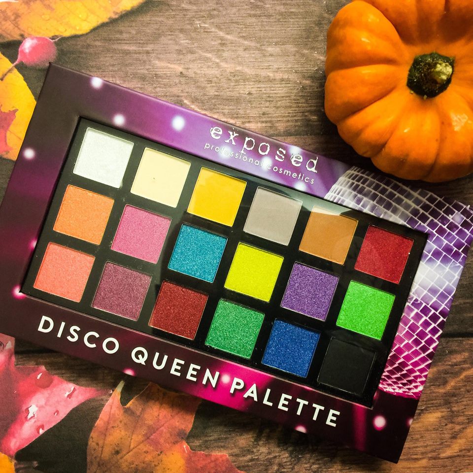 JustEssentials1's tweet image. 🔥 What's you're favourite Autumn Eyeshadow Palette? 🍂
We LOVE the Disco Queen palette from @e_xposedcosmetics for every season! 
.
.
.
#Autumn #makeup #eyeshadowpalette #fallmakeup #autumnmakeup #warmtones