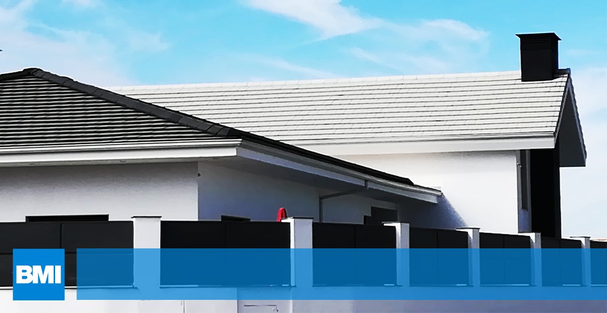 BMI_Espana's tweet image. ✔️Finalizamos en Baeza esta cubierta con la teja Lógica Plana con los acabados Satinado luna y Glaciar. Bajo la teja, nuestro vanguardista sistema #TECTUMPRO®️
🔹Microventilación absoluta
🔹Máxima impermeabilización
🔹Máxima eficiencia energética
🔹Máxima garantía del conjunto