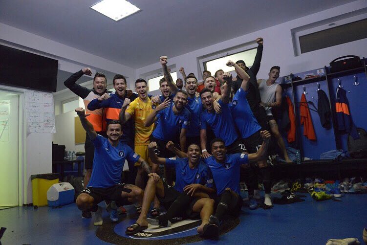 Farul1920's tweet photo. Last night’s victory in images💙🖤

#liga1 #viitorulfc #viitorulsuntemnoi #VictoryMonday https://t.co/Bp6oLhtdDT