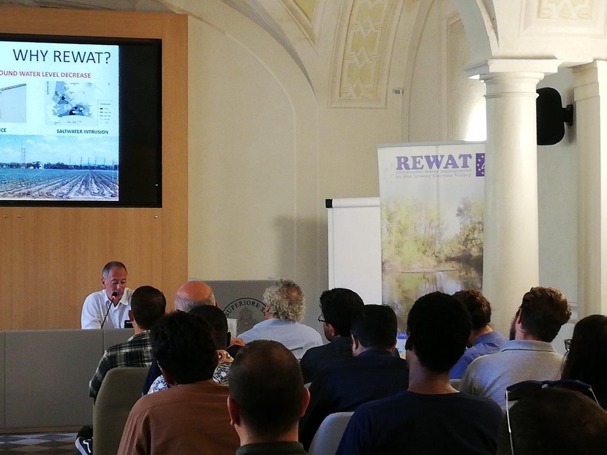 Alla <a href="/ScuolaSantAnna/">ScuolaSantAnna</a> oggi il 2° FREEWAT International Workshop.
Più di 60 i partecipanti tra i quali i ragazzi della International LIFE REWAT Summer School che hanno così modo di approfondire ulteriormente le tematiche del "Digital water management".
bit.ly/2lUQnrb