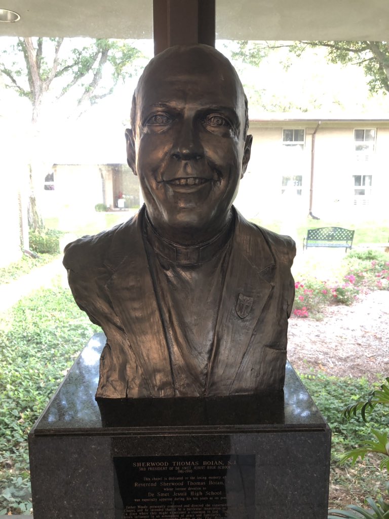 DeSmetJesuitHS's tweet image. Alums, Family, &amp;amp; Friends gather this morning in the Boian Chapel to remember the life of Fr Woody Boian SJ on the 25th anniversary of his passing - Fr Boian was a true #Man4Others &amp;amp; example of faith #AMDG