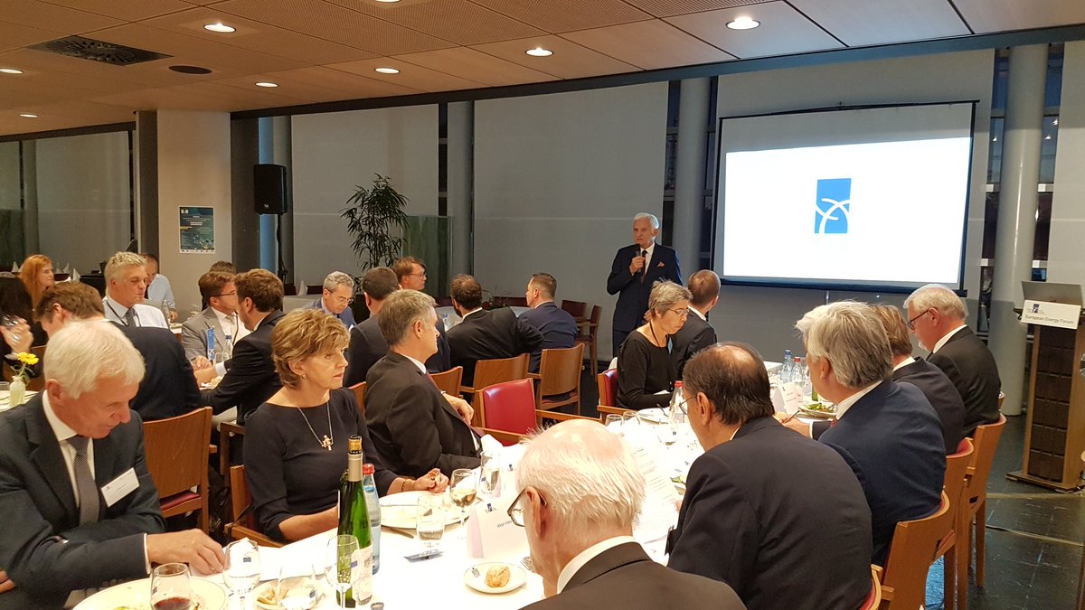 EEF_EnergyForum's tweet image. 10 years after the 3rd Energy Package #FutureEnergySystem @ENTSO_E @ENTSOG @eu_acer  @JerzyBuzek