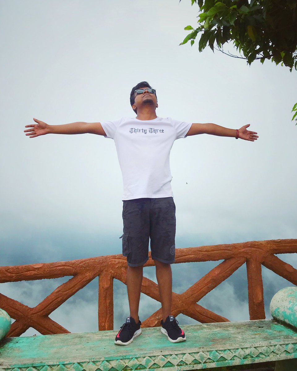 Searching for peace.
#Bangladesh #TravelBangladesh #Bangladesh #Nilgiri