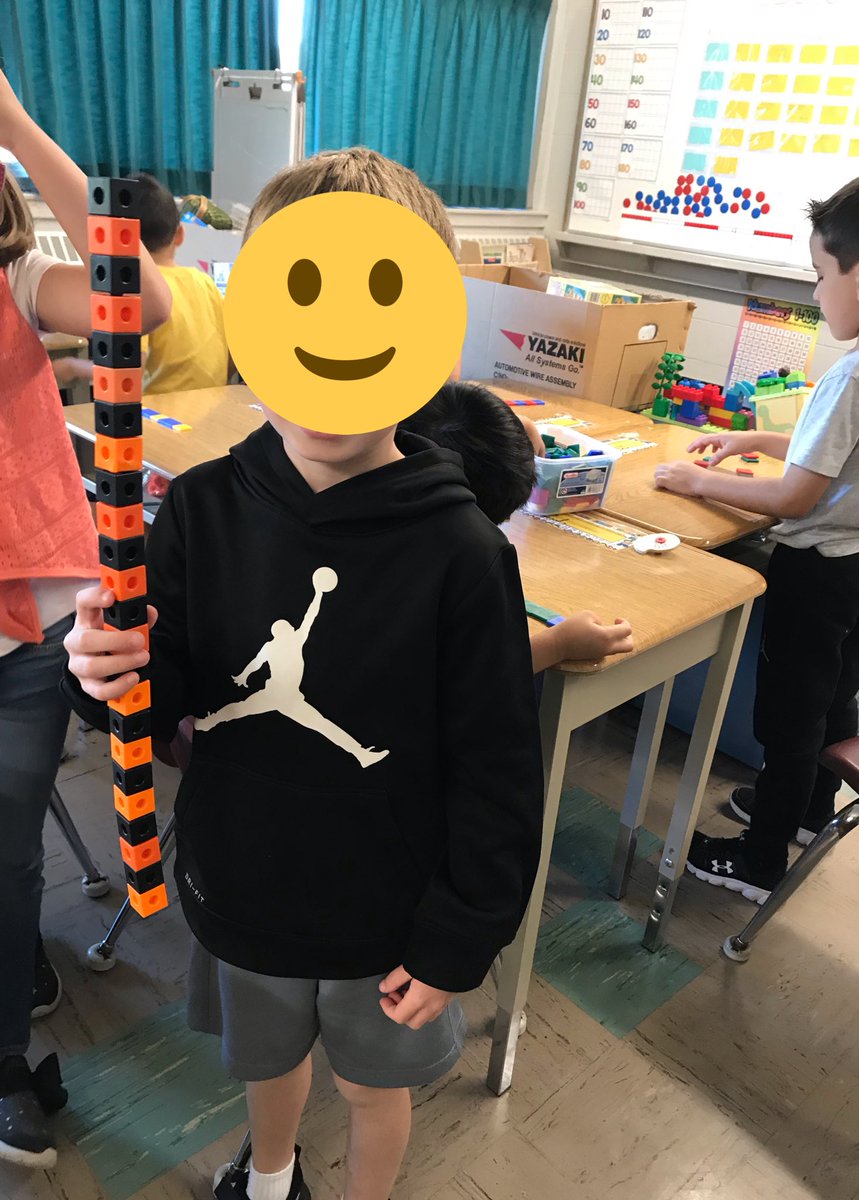 MrsDs1and2class's tweet photo. Making patterns! What kind of pattern can you make? @LDCSB @HGoulart14 @StBernadette5 https://t.co/Myzw2sHXQj