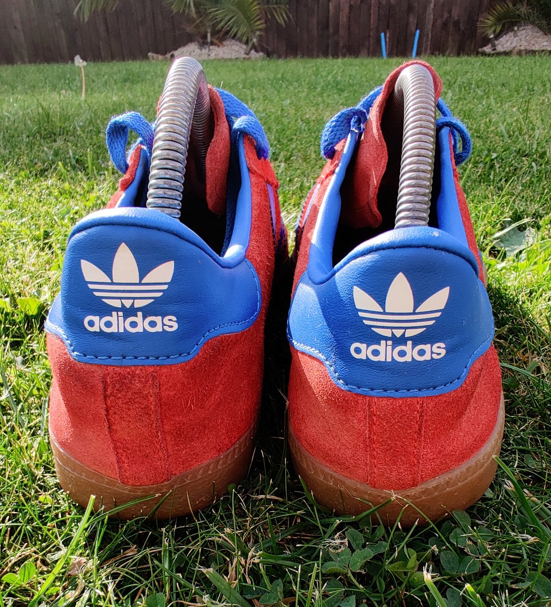 ‼️ COMPETITION TIME ‼️

It's about time we did another competition/Giveaway. 

Adidas Rouge -  SIZE 8 

1. Follow <a href="/ADIDASHULL/">𝘽𝙂 𝘾𝙐𝙎𝙏𝙊𝙈𝙎</a>
2. TAG 1 PERSON IN THE COMMENTS.
3. Retweet THIS POST.

Winner announced on the 10th October at Random, good luck 👊🏻

<a href="/RetroSolesUK/">Retro Soles</a>
 <a href="/casualsdirect/">The Casuals Directory</a>