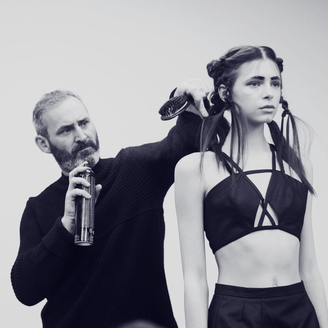 The angle is everything. ⊾ Global Art Director #ShayDempsey caught in action. #RulesDontApply