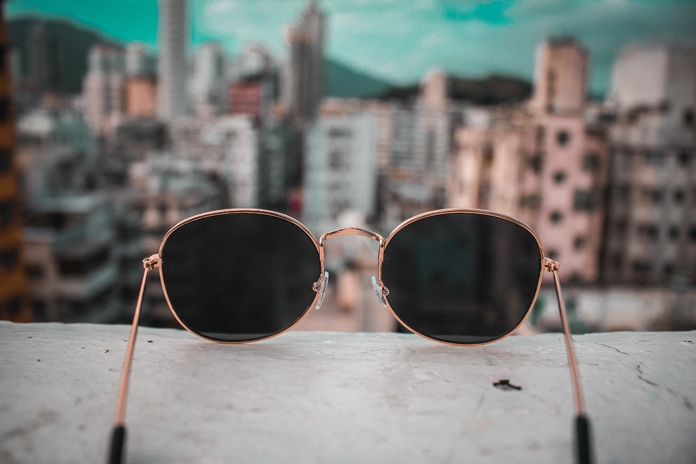 SOWarehouse's tweet image. #Summer may be over and the kids back to school, but that doesn’t mean it’s time to pack the #sunglasses away. No matter where you live, the sun’s #ultravioletrays are a year-round concern.

Read more on our latest blog (link in bio) - sunglassoptical.com/summer-may-be-…