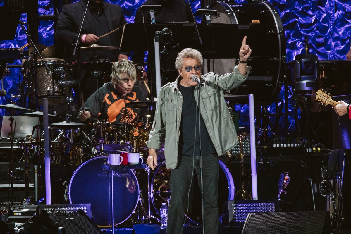 setlistfm's tweet photo. .@TheWho 9/13 @FenwayPark #MovingOnTour
Photos: @jasoncoxphoto https://t.co/CCaZxyyzuV