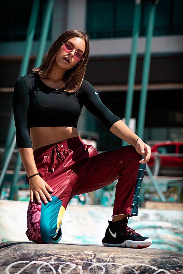 GeniDesign's tweet photo. Photos from our recent shoot, really good fun looking forward to the next one 😩💓 #photo #Malta #maltabusiness #maltamodel #model #photoshoot https://t.co/DTocvTU1rg