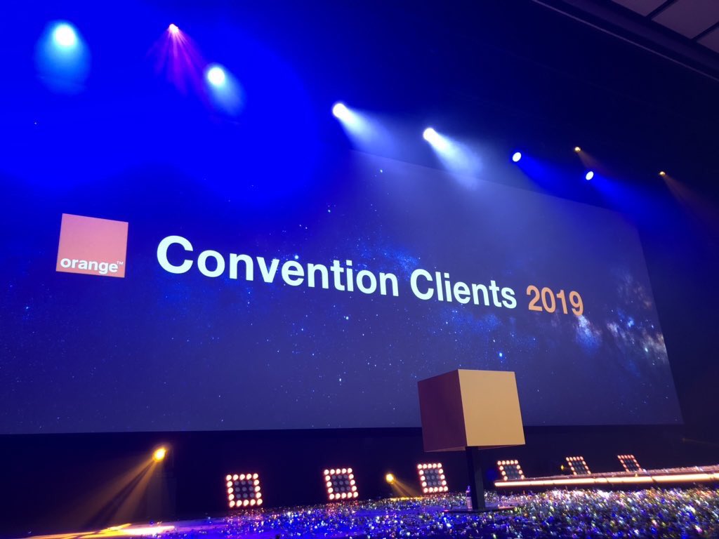 fabiennedulac's tweet image. «Nous sommes leader et construire des réseaux est dans notre ADN. Nous avons une vision stratégique sur le long terme et nous répondons présent au quotidien pour nos clients. Nous bâtissons le futur d’@Orange_France , entreprise responsable» #PretsPartez #ConventionClients2019