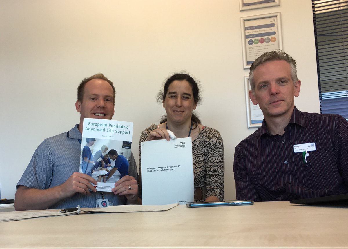 Resus_PHTeam's tweet image. Busy designing new Paed Emergency Drugs policy #WorldPatientSafetyDay #EPALS ⁦@WorcsHealthCare⁩ ⁦@PharmacyWHCT⁩ ⁦@PharmaDown⁩