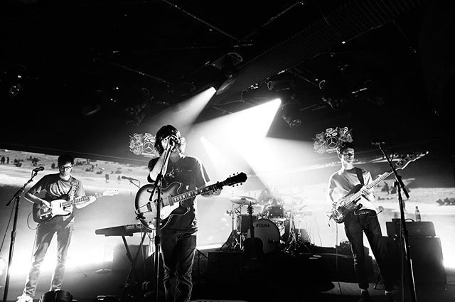 peteyorn's tweet photo. SO EXCITED to announce that this Fall I’ll be doing my first full band tour of North America in over three years!  And….this time @daywave will be joining me on stage as my backing band! Special fan pre-sale tomorrow at 10 AM local time! https://t.co/zZCJmSCFgB