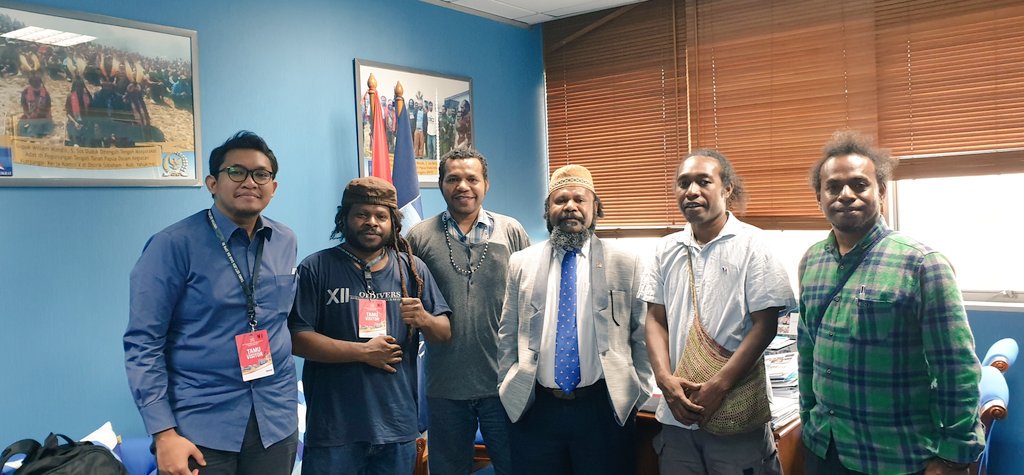 09). Juga meminta kpd Willem Wandik, S.Sos/ Agt Komisi V <a href="/DPR_RI/">DPR RI</a> <a href="/FPD_DPR/">Fraksi Partai Demokrat DPR-RI</a> dapil Prov Papua dpt menyampaikan Persoalan dimksd kpd Ketua &amp; Wakil Ketua <a href="/DPR_RI/">DPR RI</a> <a href="/BamsoetQuotes/">Bambang Soesatyo Quotes</a> <a href="/fadlizon/">FADLI ZON</a> <a href="/Fahrihamzah/">#AyoMoveOn2024</a> <a href="/Dr_AgusHermanto/">Agus Hermanto</a> agar menjadi perhatian serius <a href="/DPR_RI/">DPR RI</a> 
#8300KorbanPHKIlegalFreeport