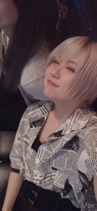 Twitterのコスプレ画像2