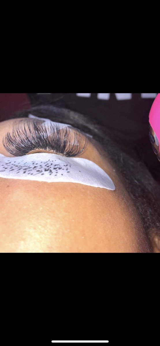 Moprettier_'s tweet image. Come get Mo Prettier ladies 💘 

Classic Full sets are $80 ($20 Depoist is required**) 

TEXT 773-425-0086 to book an appointment❗️❗️ #chicagominks #chicagolashtech
