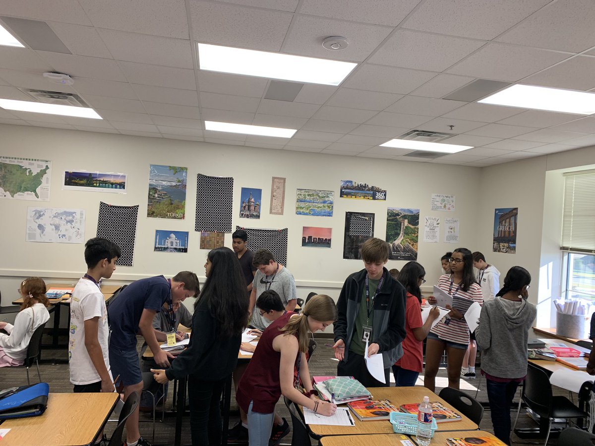 IHSKnightsAPHG's tweet photo. Students are attending the World Population and Health Conference to learn about population and health challenges facing other states! #thisisHIME #ourFISDstory @knightsocstuds @FISDAdvAcad  @FISDsocstudies https://t.co/CAVJkjUiRF