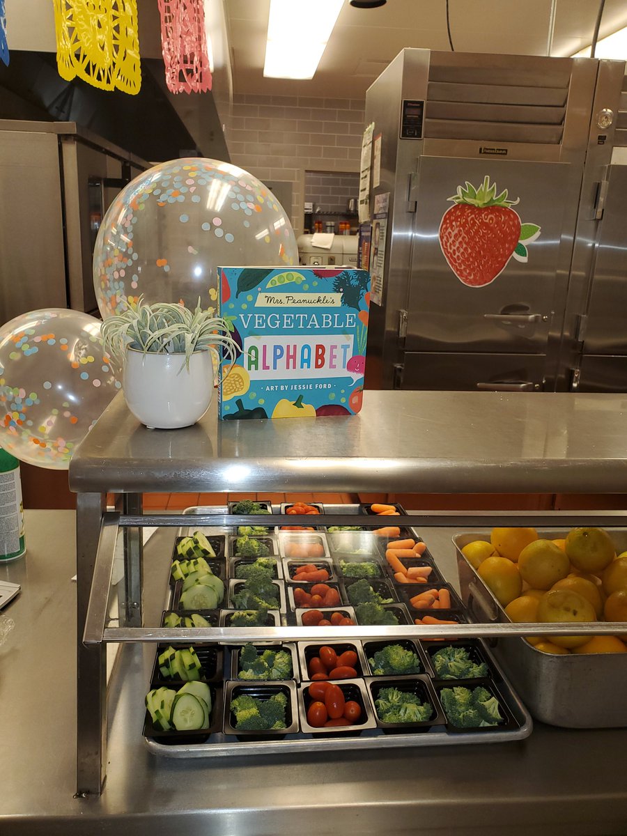 TNG_Windber's tweet photo. So excited for #lunch4life. Our theme this week is Eat A Rainbow. Each K4 classroom with receive a copy of "Mrs. Peanuckle's Vegetable Alphabet" Book. #TNGfeedskids #tng_corporate https://t.co/j1lMoni0rW