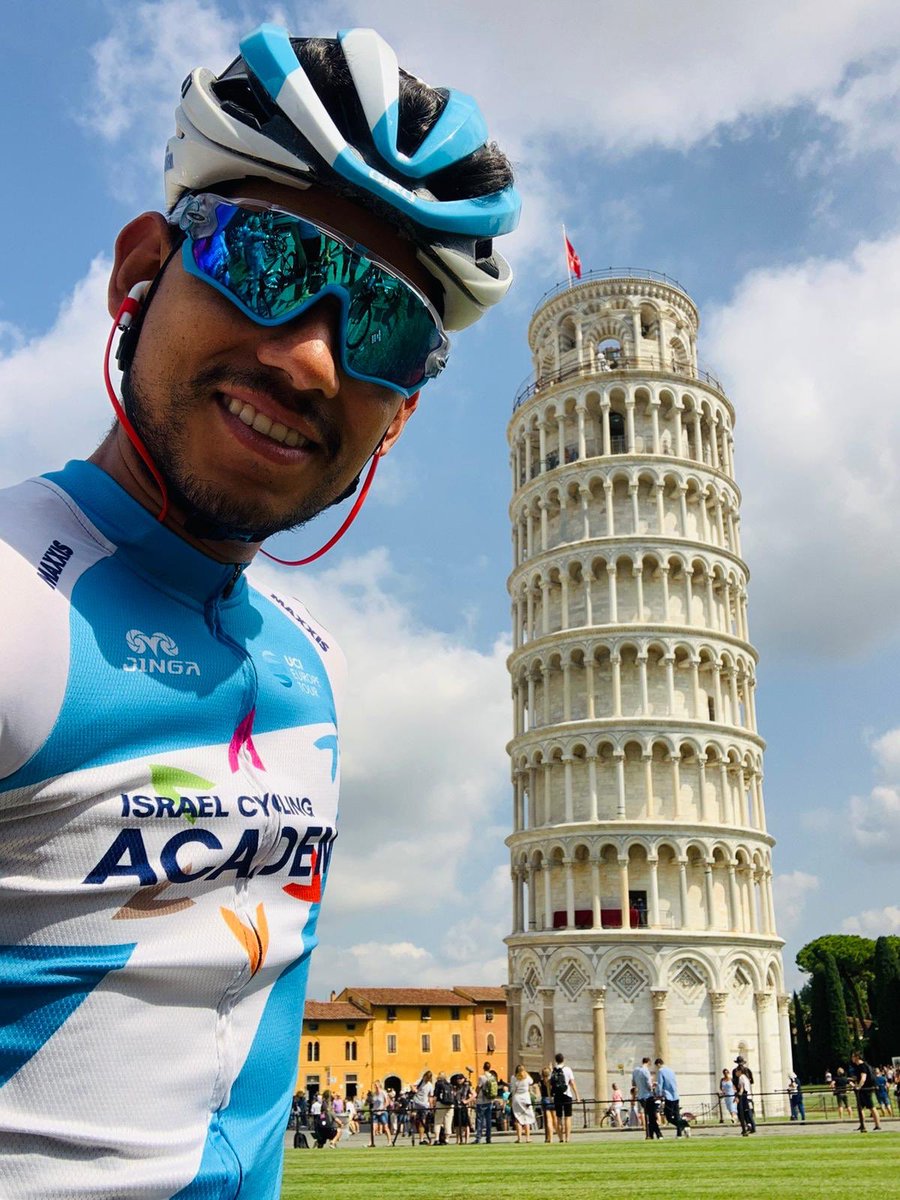 NSNCyclingTeam's tweet photo. Hey, whatever you do, don’t forget that SMILE 😊 : The ICA guys heading to #GirodelaToscana made sure to stop for a selfie with about 1,000,000,000 other faces.  @edwinavilav https://t.co/dE5SwgMJQT