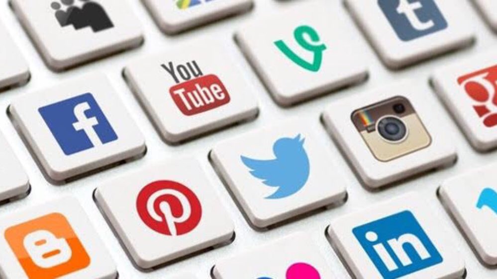 Yükseköğretimle ilgili araştırmalardan devam edelim... Yaşar Kaya, Süheyla Ünal <a href="/suheylaunal/">suheyla</a>, Serdal Özdemir ve Zehra Erenkuş’tan <a href="/zehraerenkus/">Zehra Erenkuş</a> “Genç Yetişkinlikte Sosyal Ağ Hiyerarşisi: Sosyal Atom Teorisi Bağlamında Malatya” başlıklı makalemiz sizinle... cdn.istanbul.edu.tr/file/1CD58DF90…