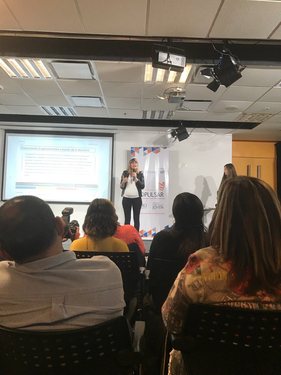 PropulsarPremio's tweet photo. Pasa a contar @AnaGessaghi en nombre de @INICIAemprender la tarea desarrollada después de haber recibido el Premio Propulsar Impulsando Ideas Innovadoras. https://t.co/4cyRmxmS2I