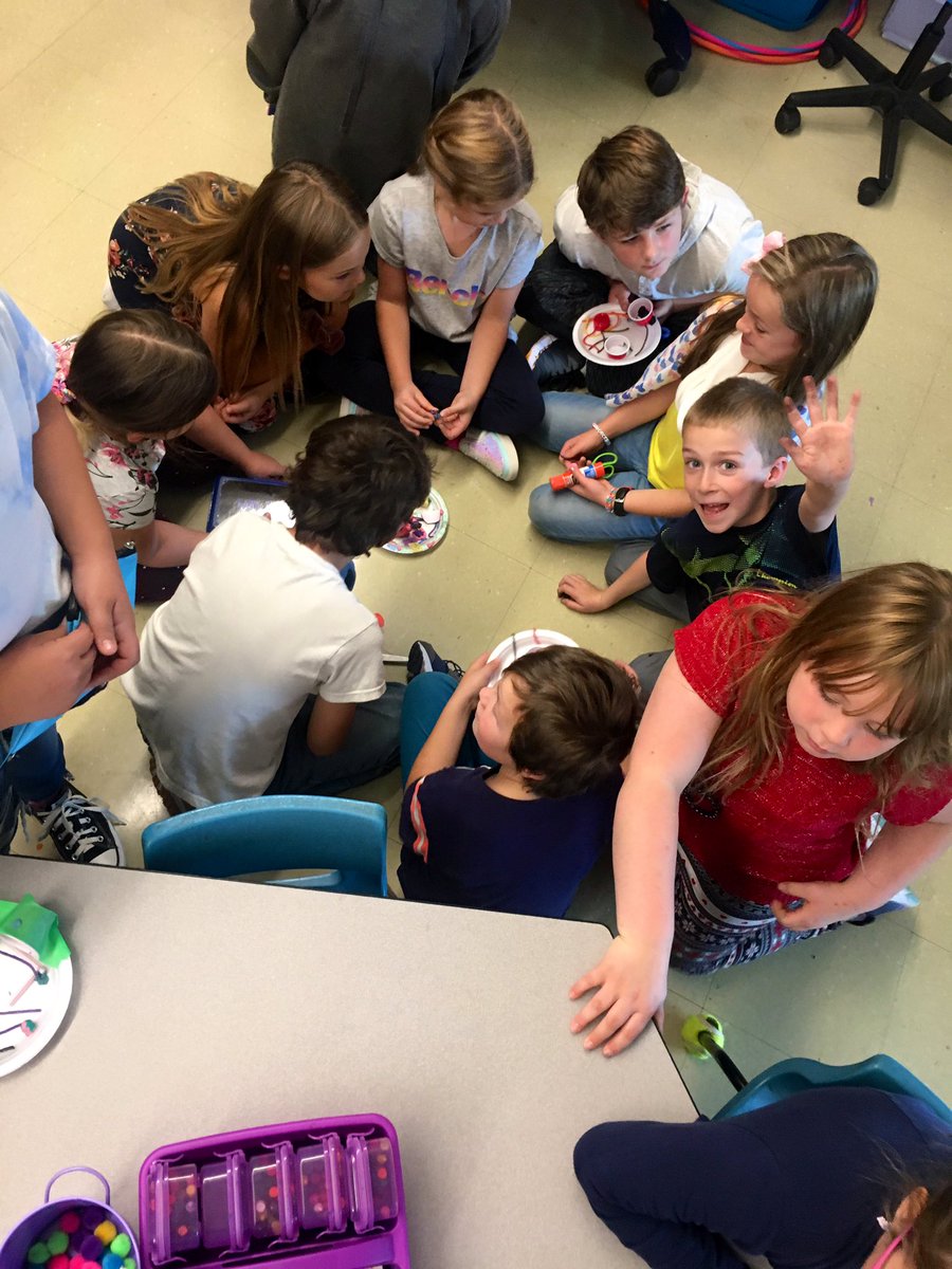 LochLomondNB's tweet image. Nothing like low tech STEM time with team Maloney and Little #MyStemTime