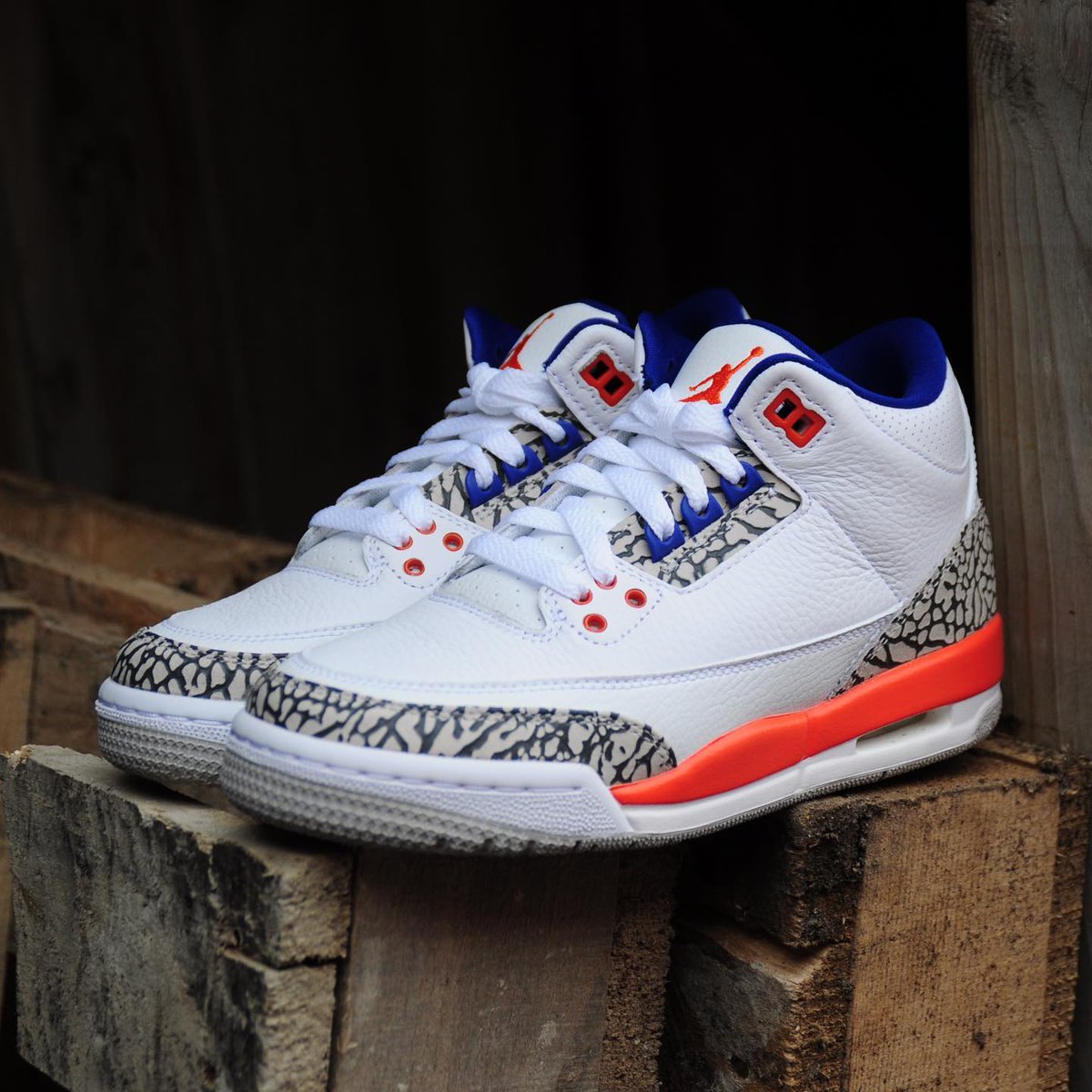 jordan 3 knicks rival Shop Clothing 