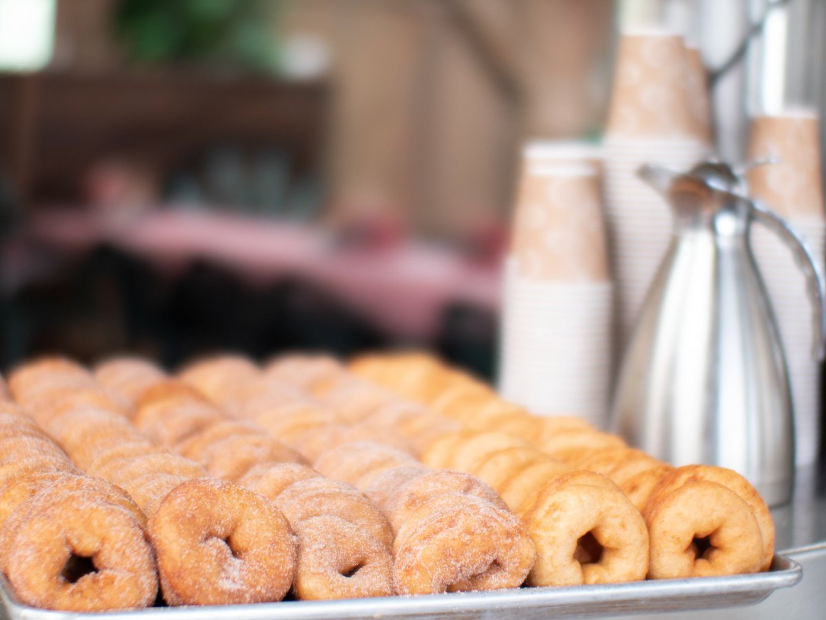 CaribouCrossing's tweet photo. The end of the summer is getting close, Come on down and have a morning treat at our Cafe! Enjoy our freshly made donuts and a barista coffee with Bean North Coffee Roasting Co. Ltd.  espresso beans. 

#coldmorning #hotcoffee #cappucino  #coffee #donuts #sugarrush #espresso https://t.co/eiqkanBclV